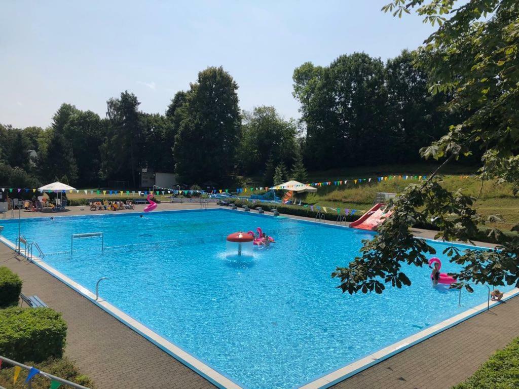 Ferienwohnungen Siebenlehn Am Romanus Freibad מראה חיצוני תמונה